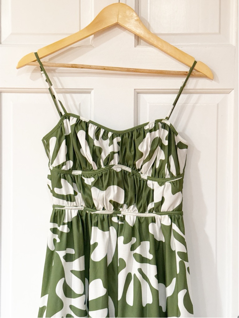 Runaway the label Payton Green Floral Dress S - Picture 7 of 14